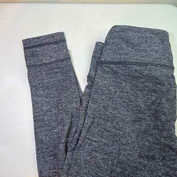 Lululemon‎ Mid Rise Wunder Under Pant in Herringbone Black Women's Size 4 - Picture 5 of 8